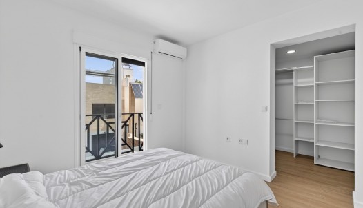 Resale - Villa / Semi-detached - Villamartin - Res. Las Filipinas