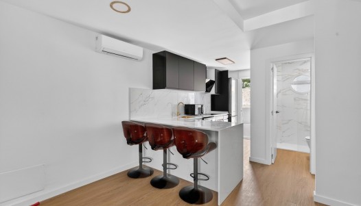 Resale - Villa / Semi-detached - Villamartin - Res. Las Filipinas