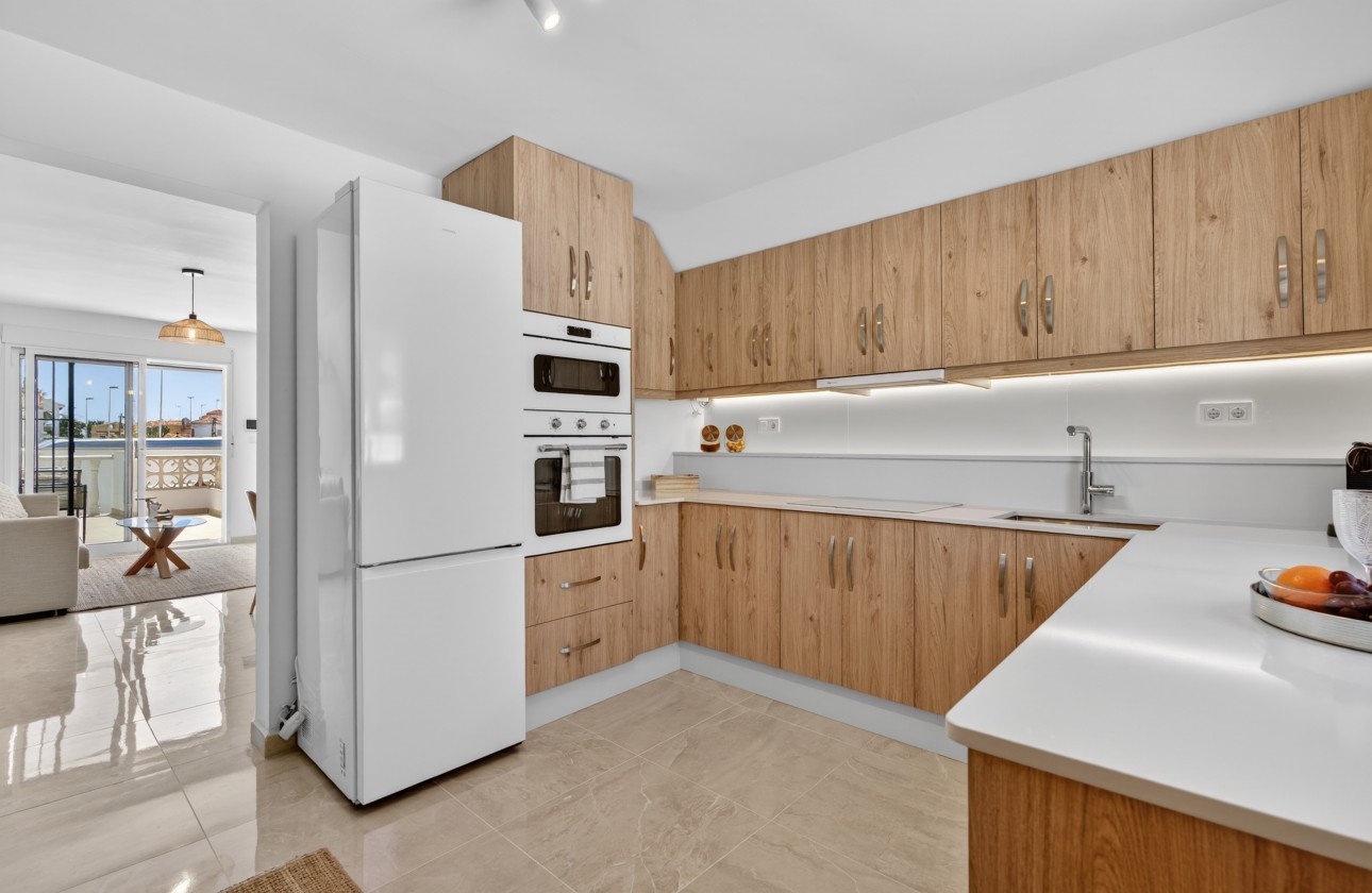 Resale - Villa - Torrevieja - Playa de los Locos