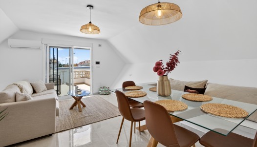 Resale - Villa - Torrevieja - Playa de los Locos