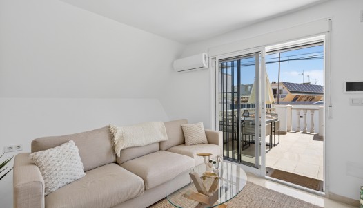 Resale - Villa - Torrevieja - Playa de los Locos
