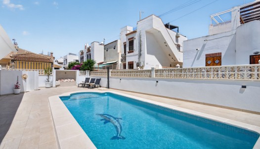 Resale - Villa - Torrevieja - Playa de los Locos